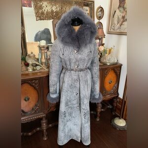 Vintage Italian Gray Victorian-inspired Hooded Genuine Shearling Fur Winter Coat